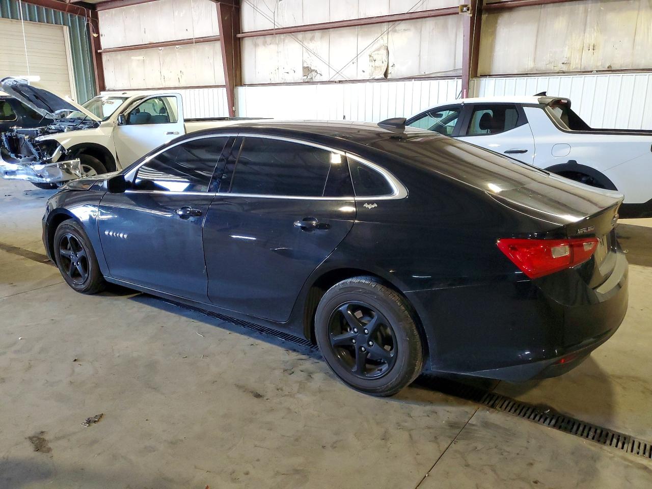2018 CHEVROLET MALIBU LS — снимка 2