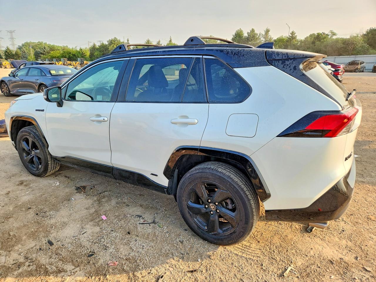 2021 TOYOTA RAV4 XSE — снимка 2