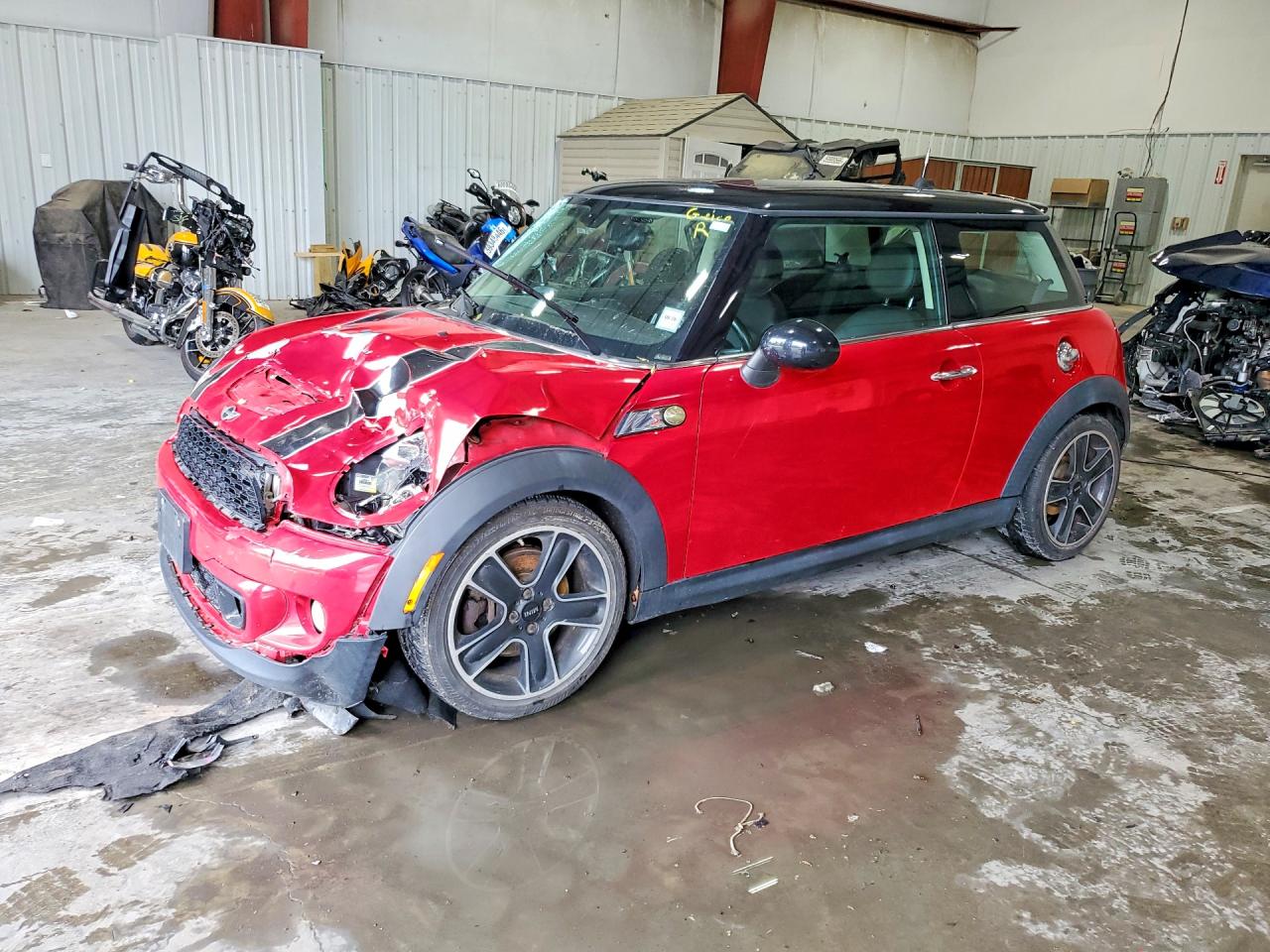 2013 MINI COOPER S