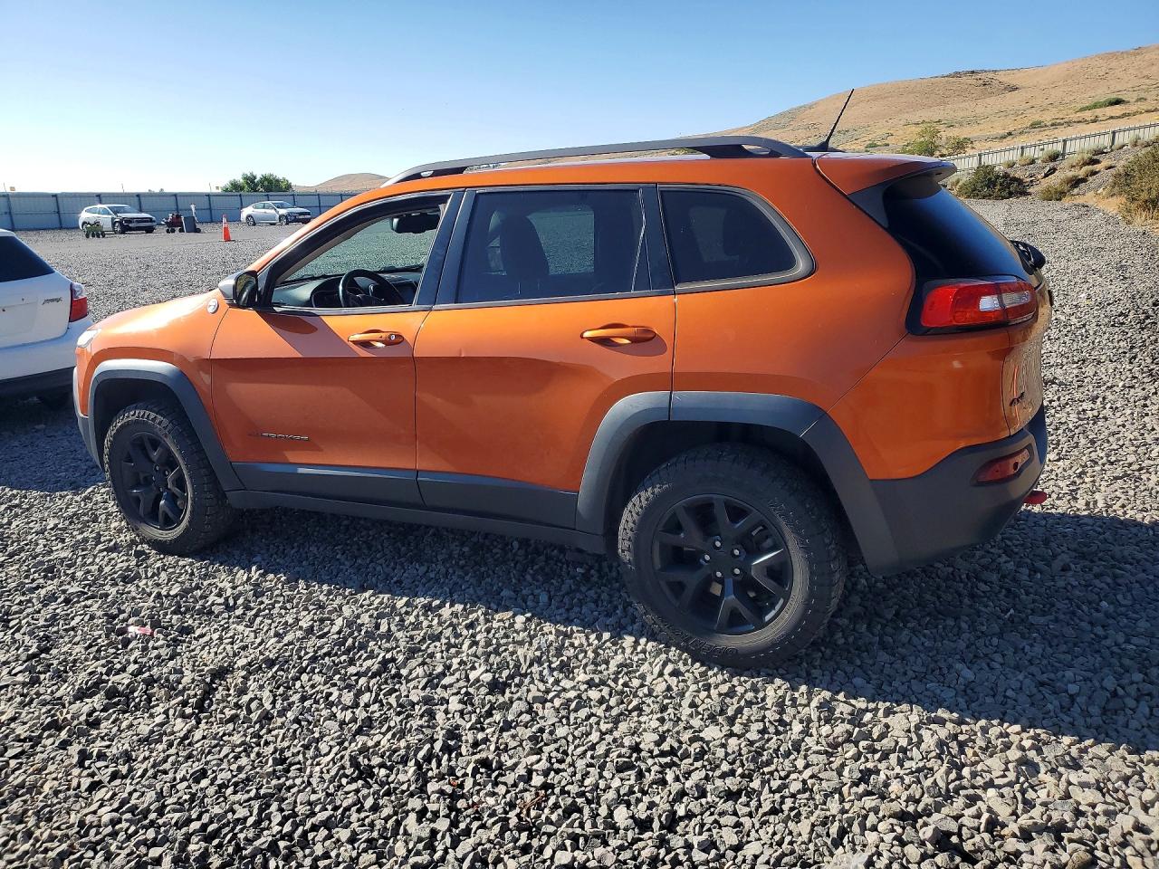 2015 JEEP CHEROKEE TRAILHAWK — снимка 2