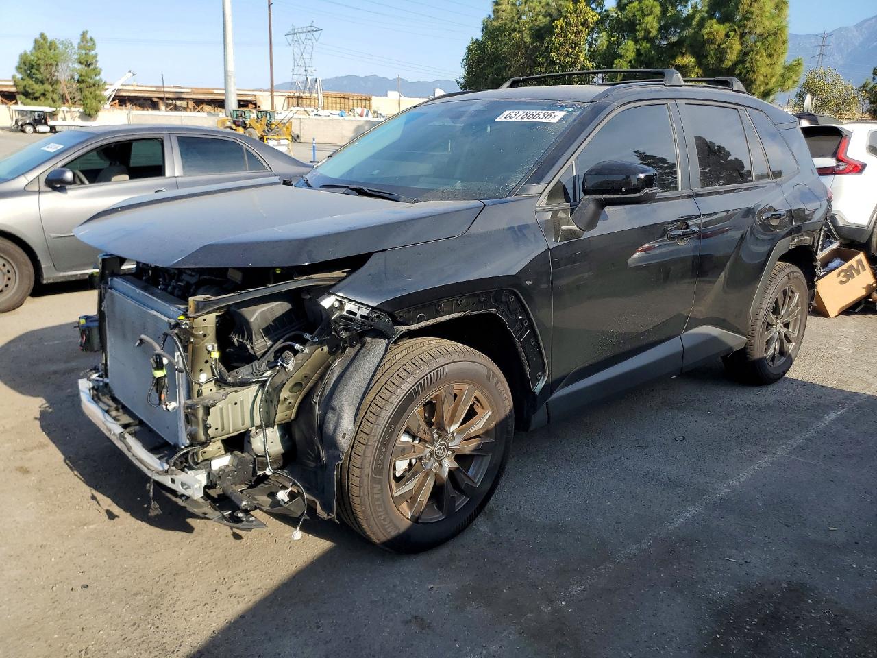 2026 TOYOTA RAV4 XLE PREMIUM