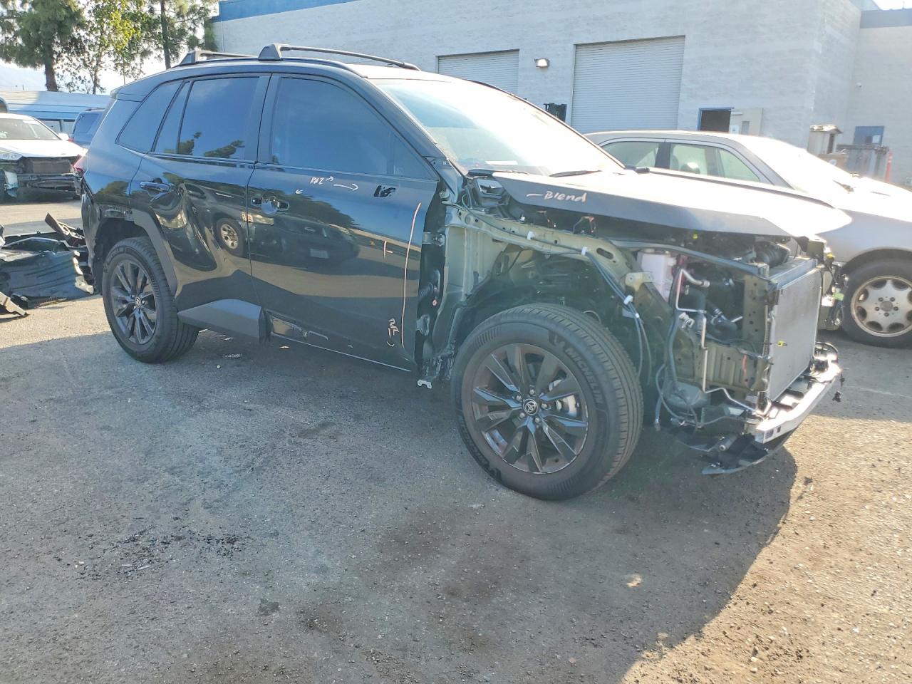 2026 TOYOTA RAV4 XLE PREMIUM — снимка 4