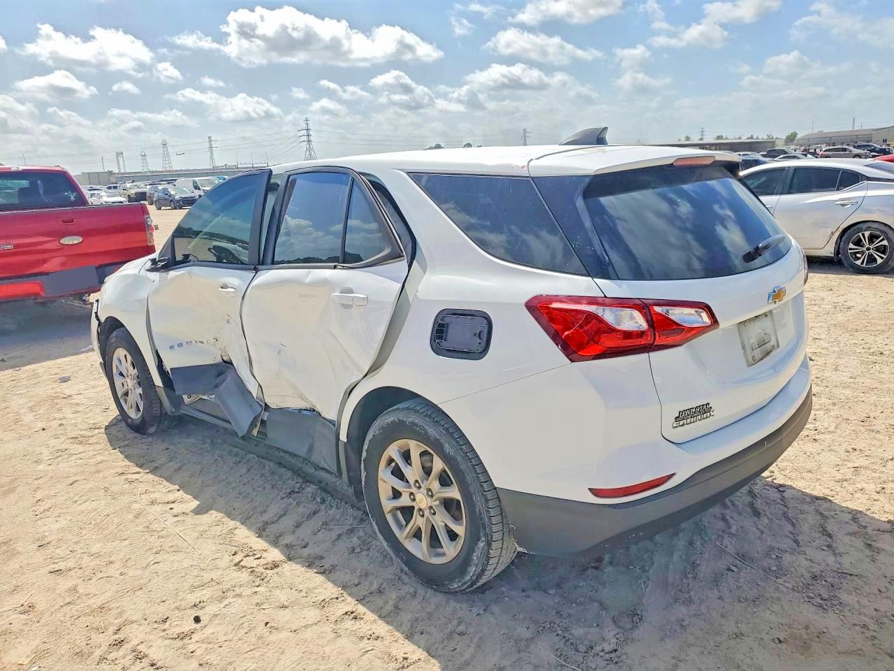 2020 CHEVROLET EQUINOX LS — снимка 3