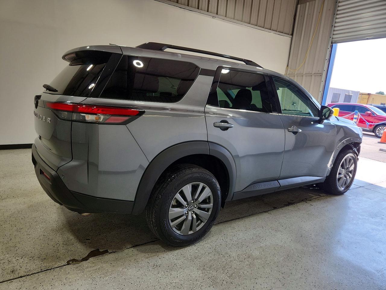 2025 NISSAN PATHFINDER SV — снимка 3