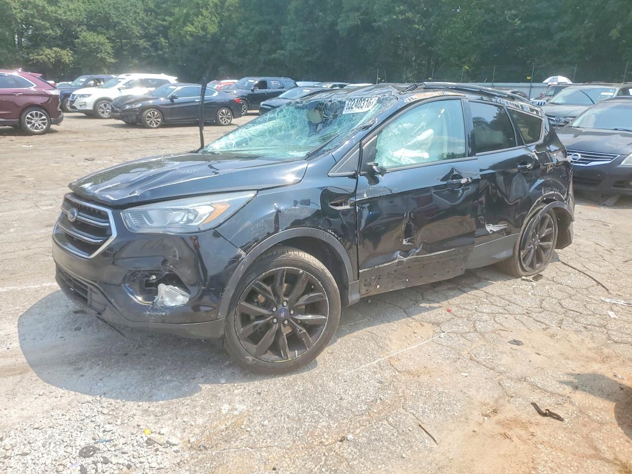 2017 FORD ESCAPE SE