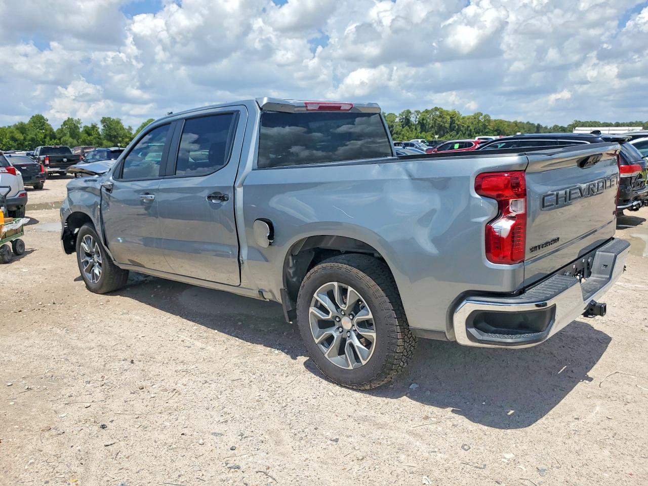 2026 CHEVROLET SILVERADO K1500 LT-L — снимка 2