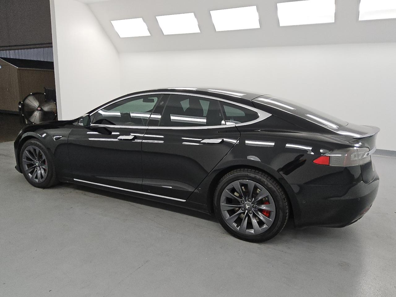 2020 TESLA MODEL S — снимка 2