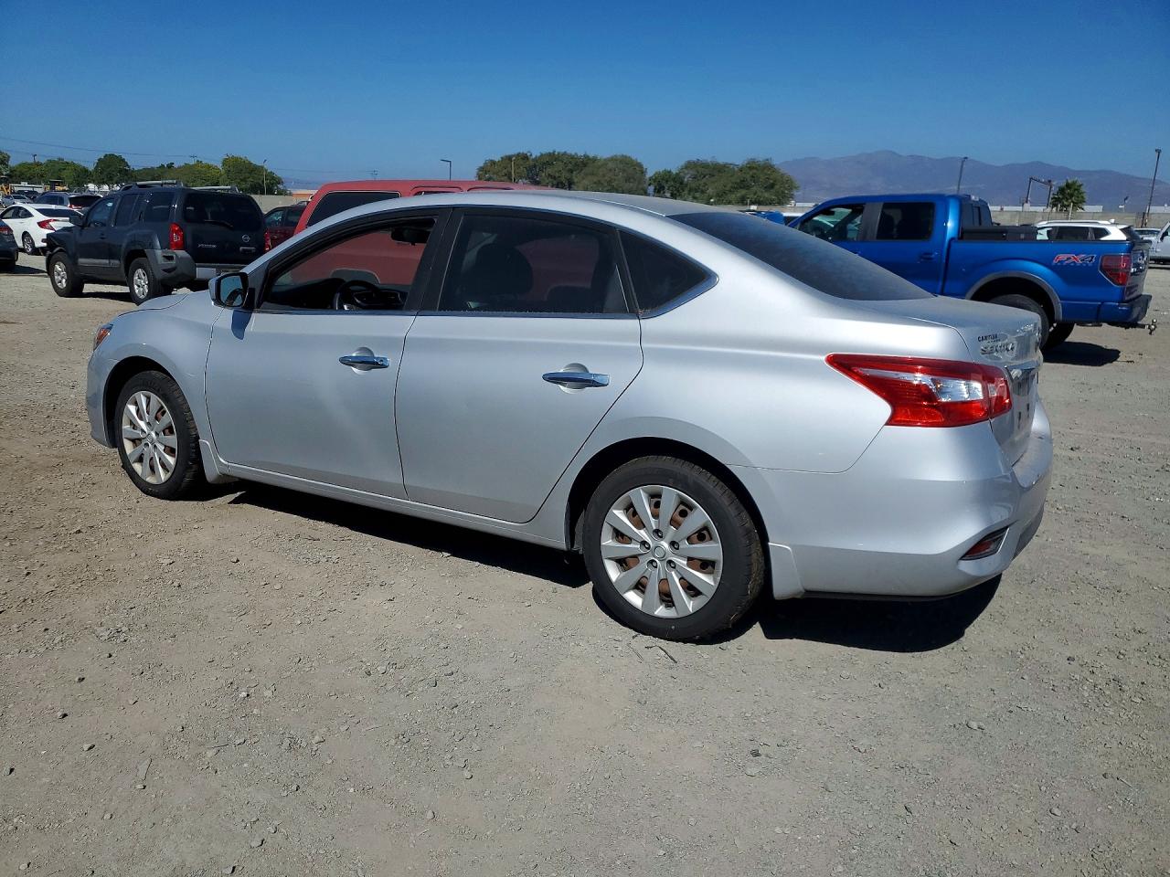 2017 NISSAN SENTRA S — снимка 2