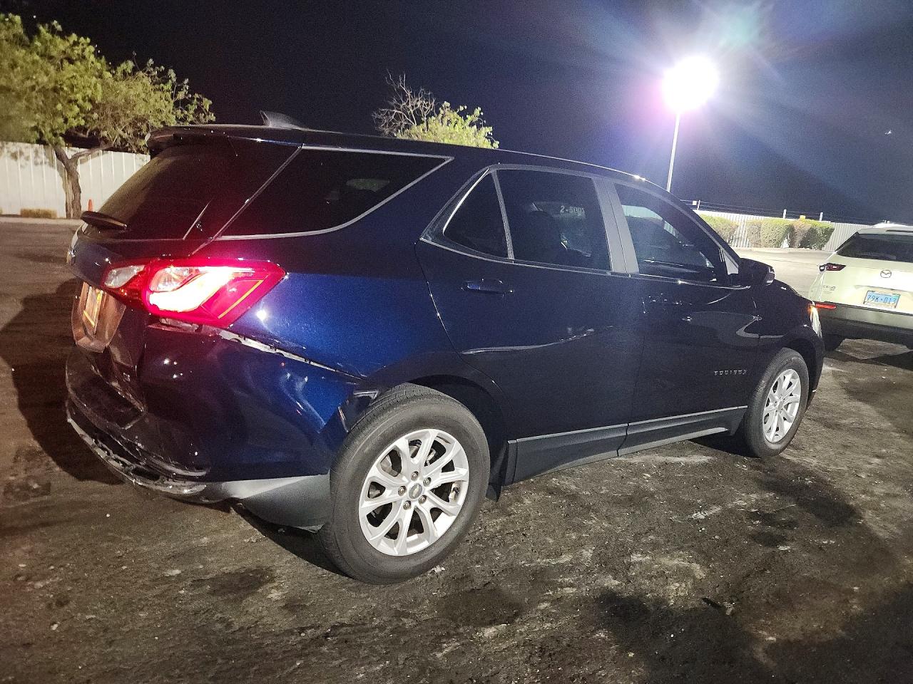 2021 CHEVROLET EQUINOX LT (1LT) — снимка 3