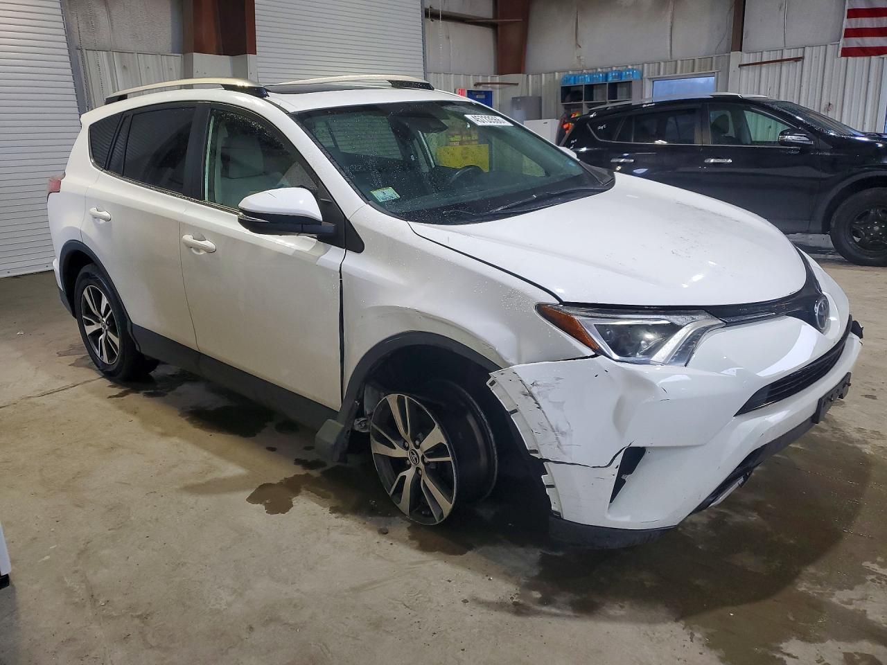 2017 TOYOTA RAV4 XLE — снимка 4