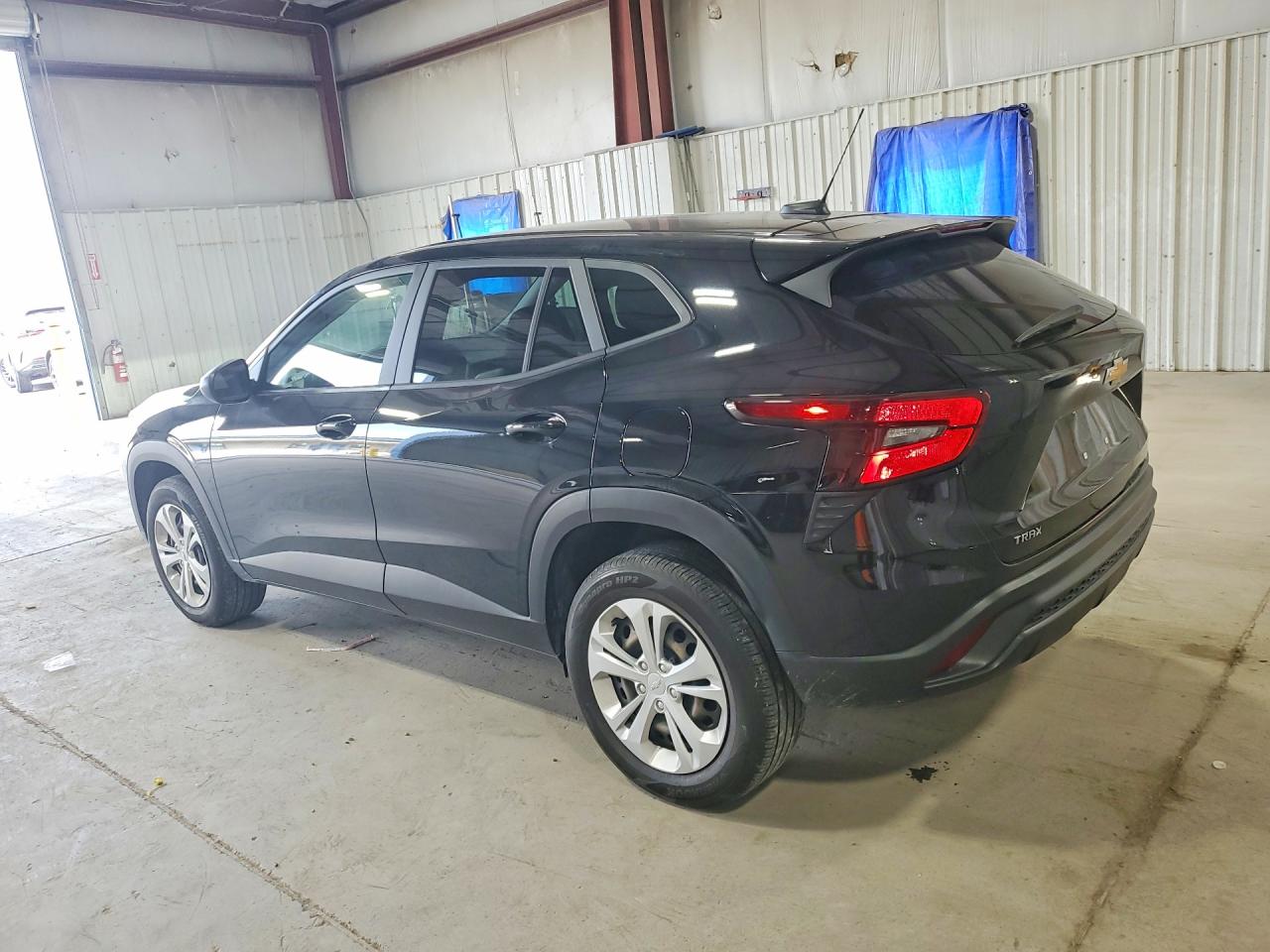 2024 CHEVROLET TRAX LS — снимка 2