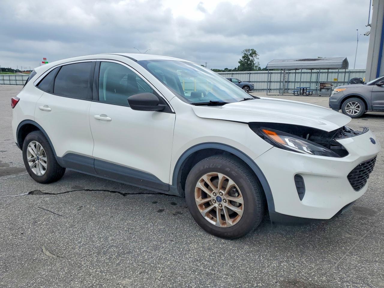 2022 FORD ESCAPE SE — снимка 4