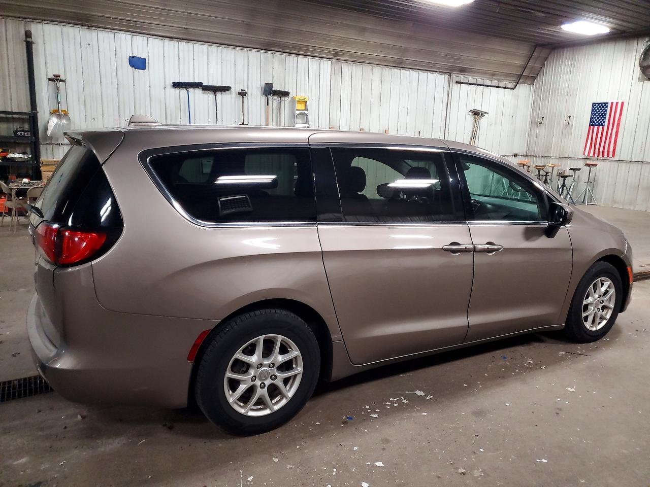 2017 CHRYSLER PACIFICA TOURING — снимка 3
