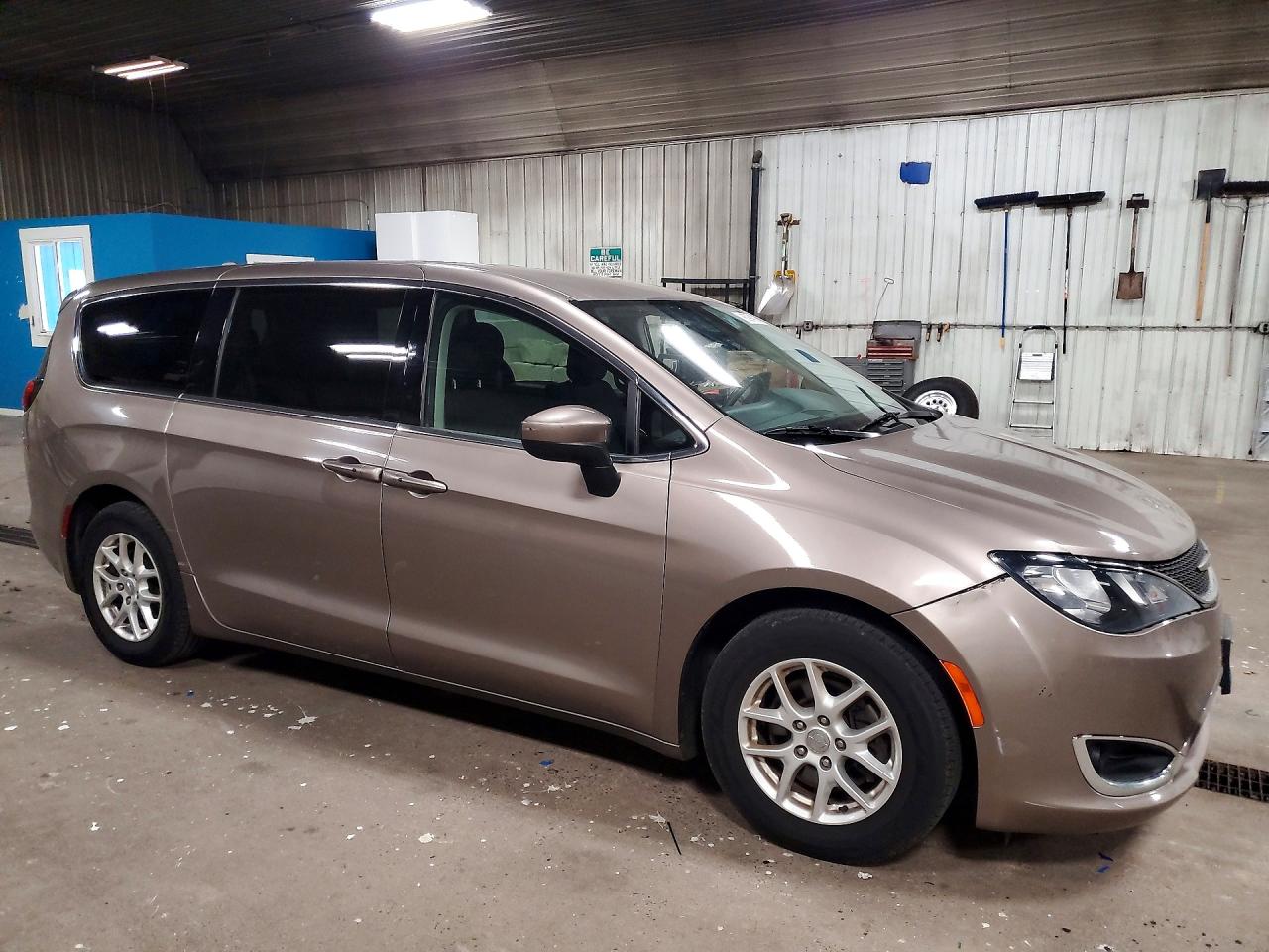 2017 CHRYSLER PACIFICA TOURING — снимка 4