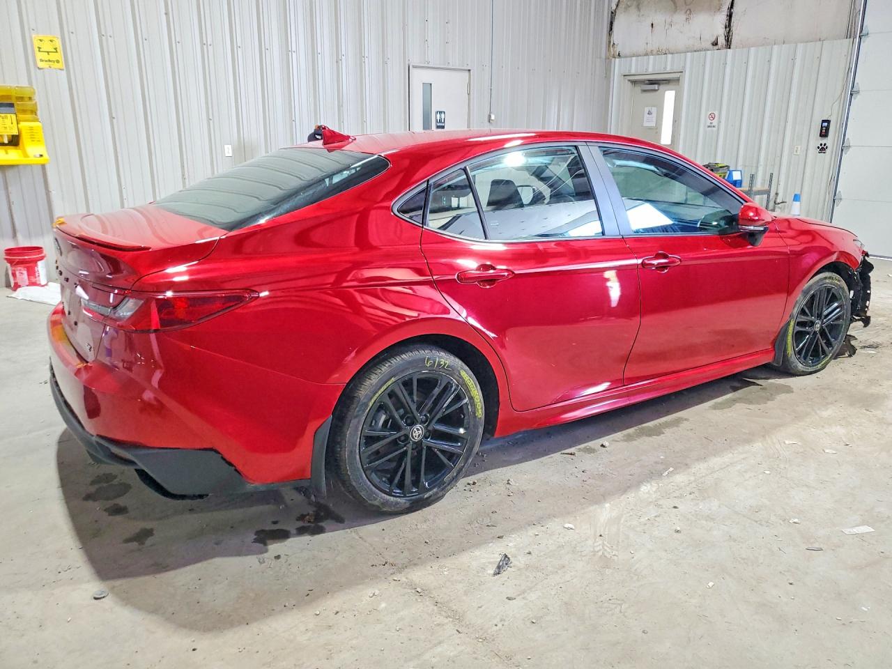 2025 TOYOTA CAMRY SE — снимка 3