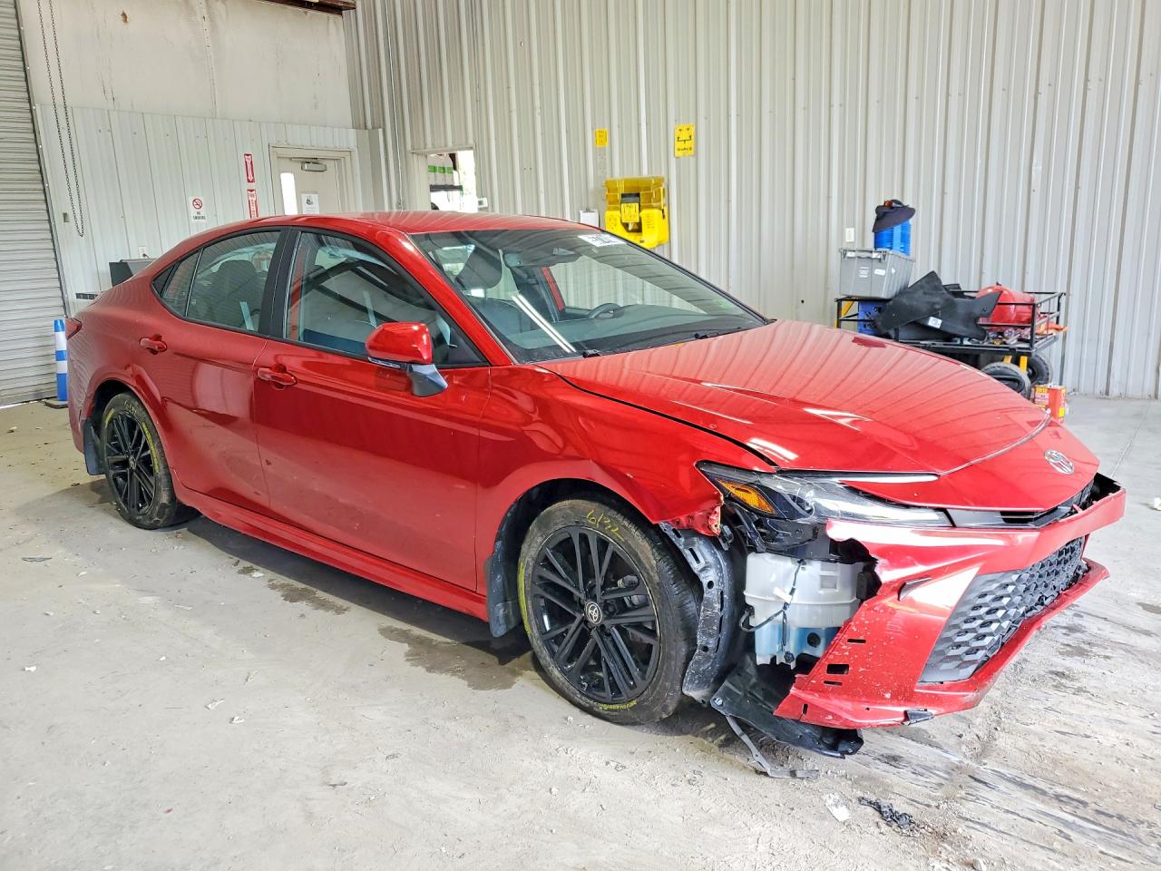 2025 TOYOTA CAMRY SE — снимка 4