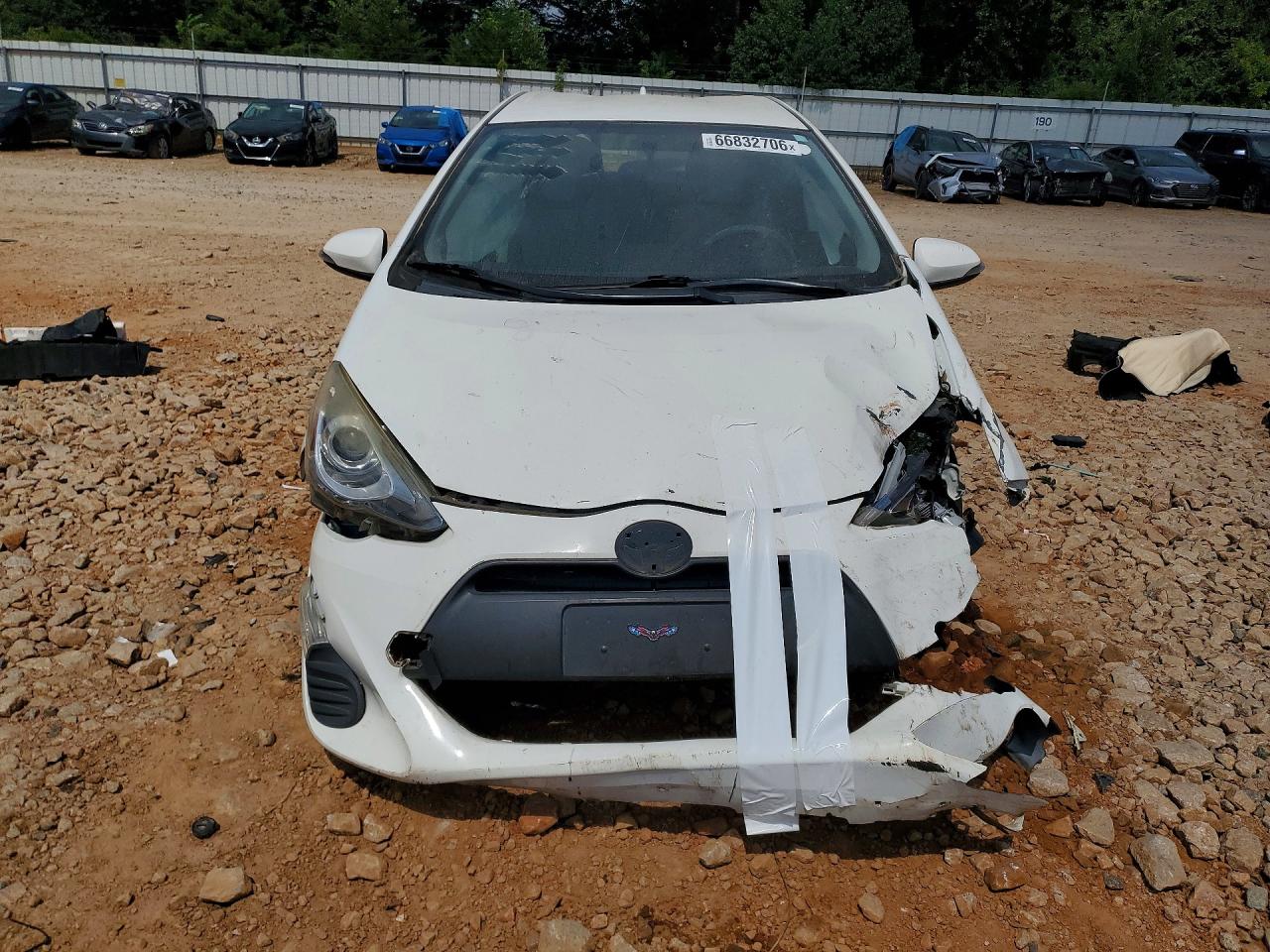 2016 TOYOTA PRIUS C ONE — снимка 5