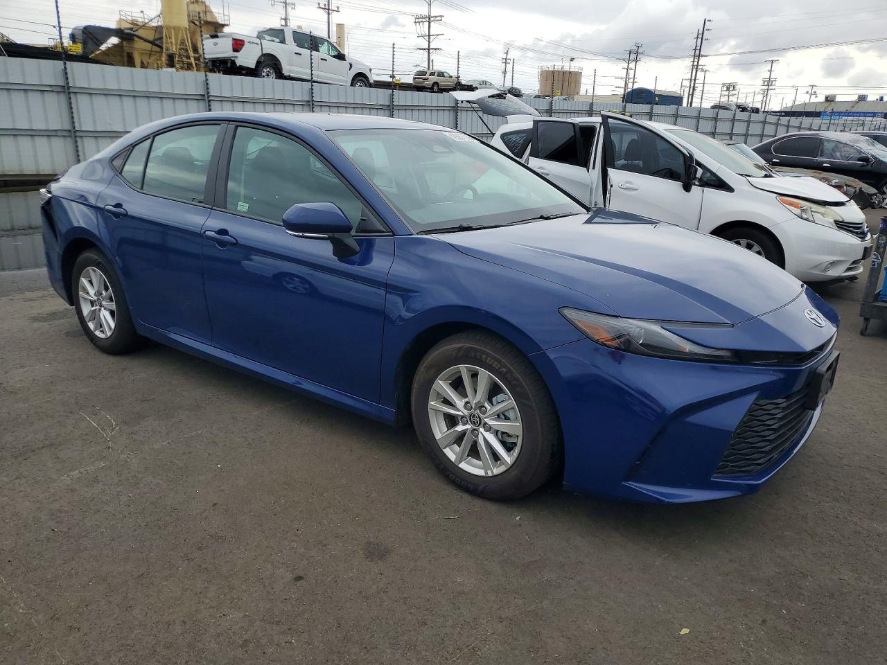 2025 TOYOTA CAMRY LE — снимка 4