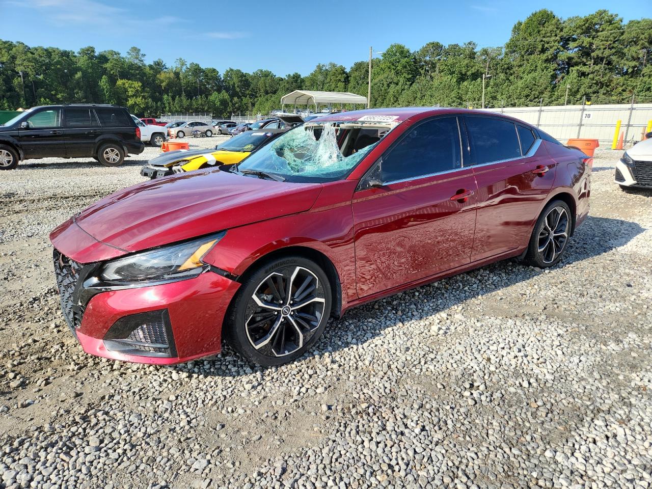 2023 NISSAN ALTIMA SR