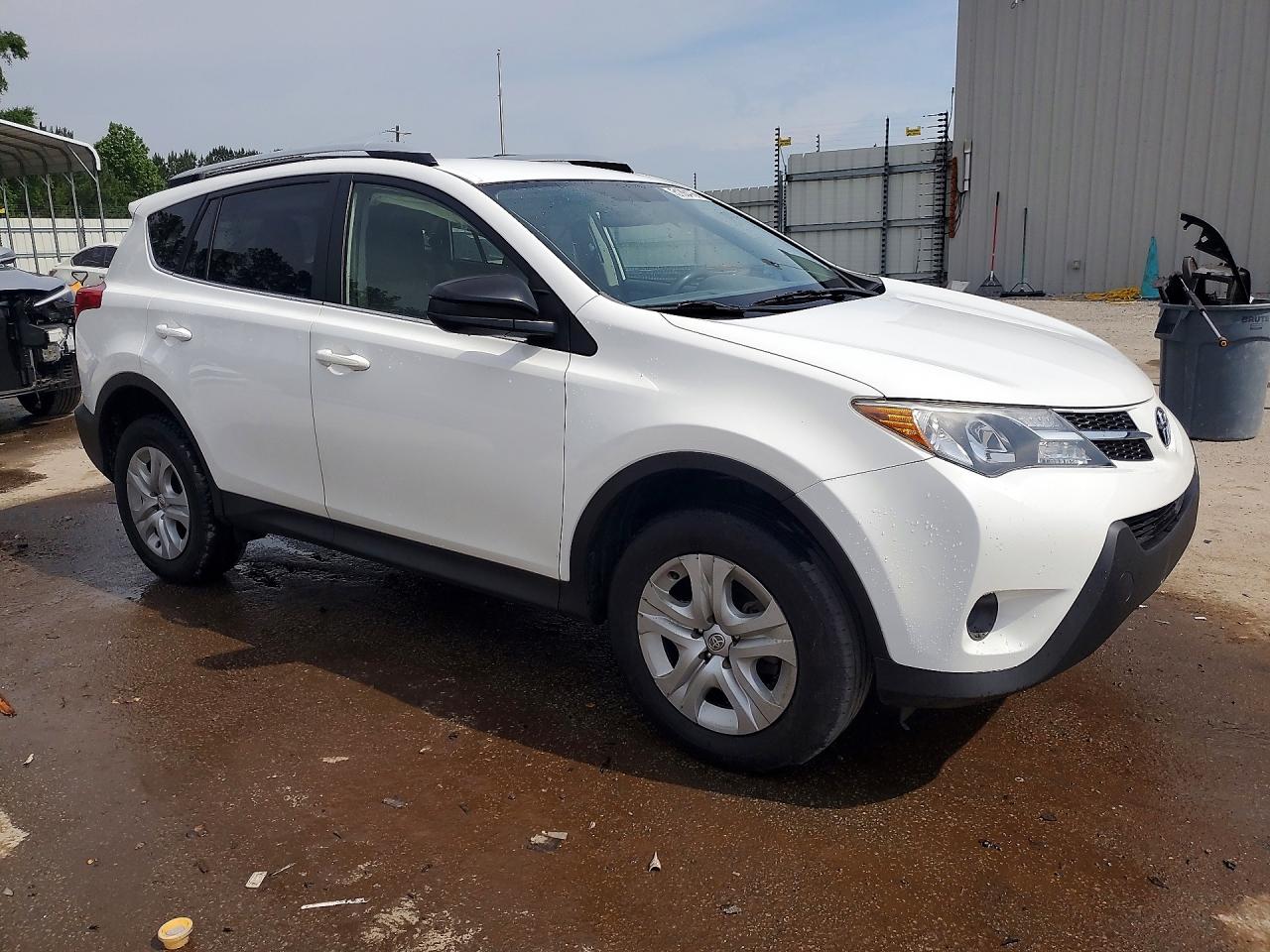 2015 TOYOTA RAV4 LE — снимка 4