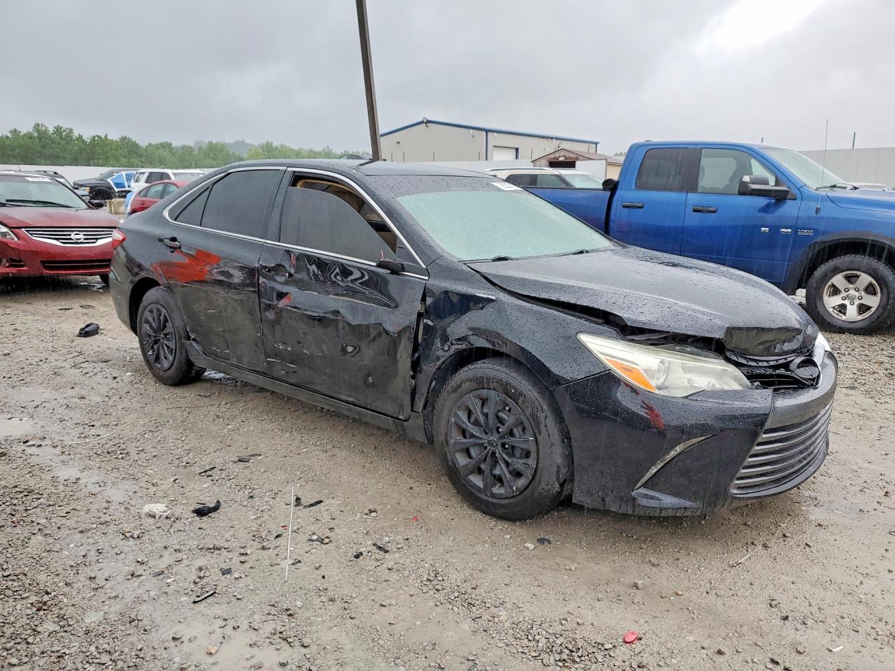 2015 TOYOTA CAMRY LE — снимка 4