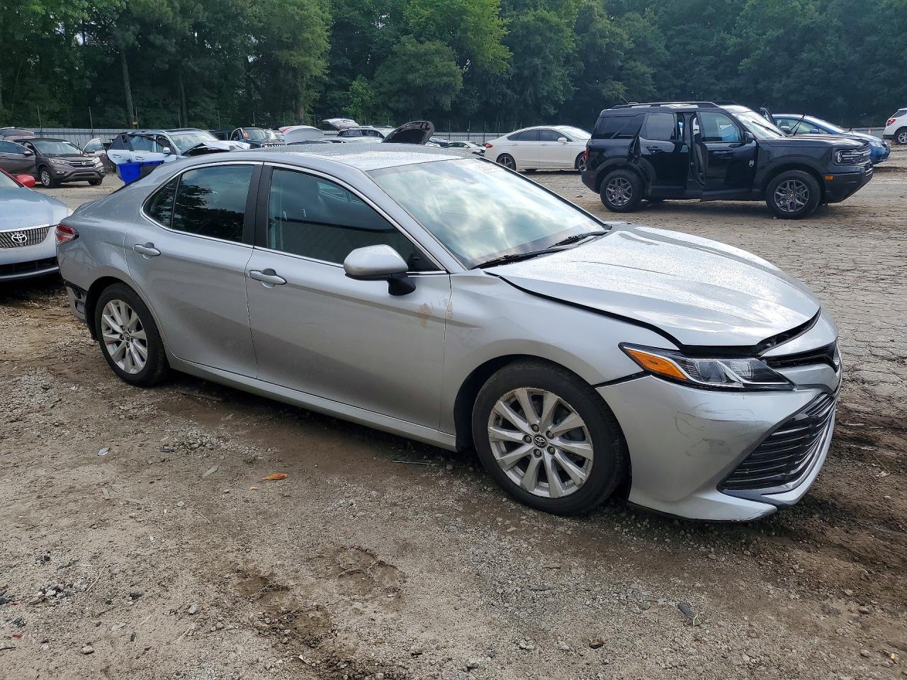 2020 TOYOTA CAMRY LE — снимка 4