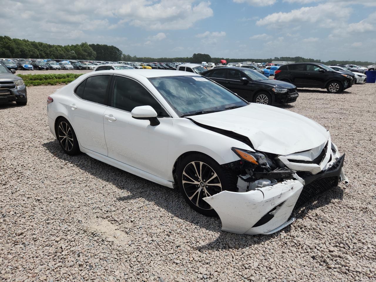 2020 TOYOTA CAMRY SE — снимка 4