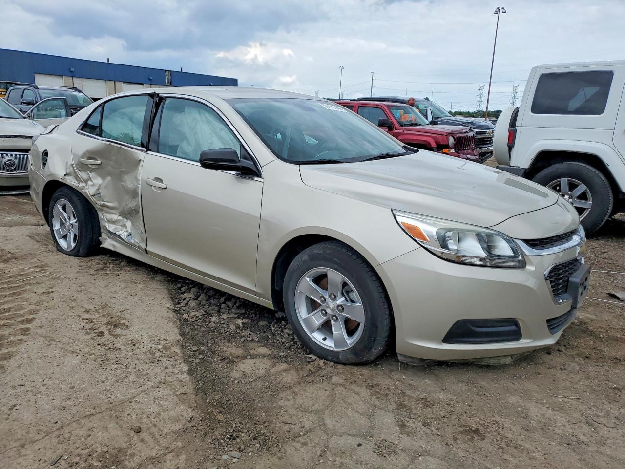 2015 CHEVROLET MALIBU LS — снимка 4