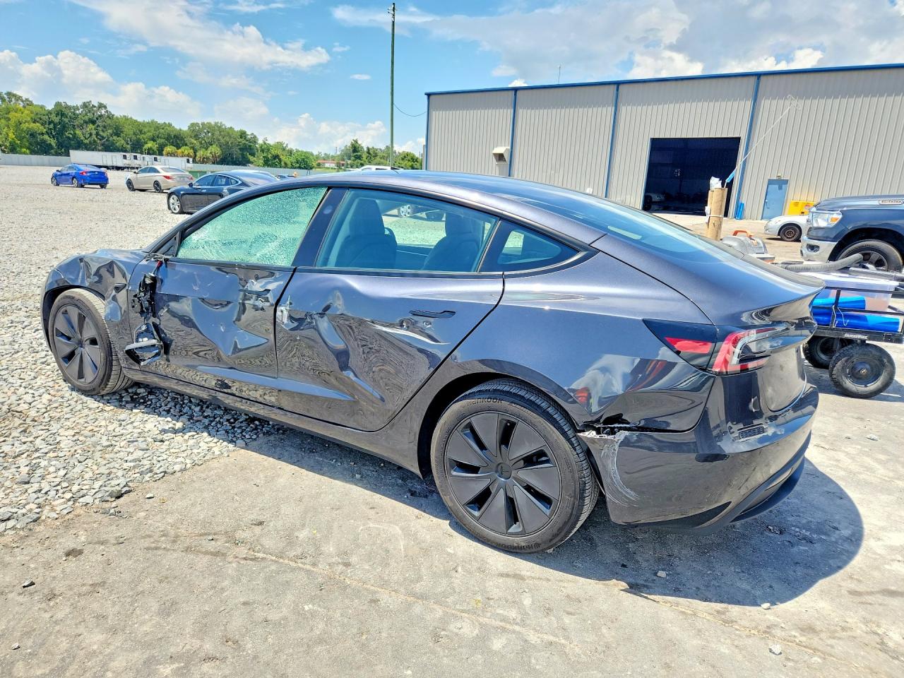 2025 TESLA MODEL 3 — снимка 2