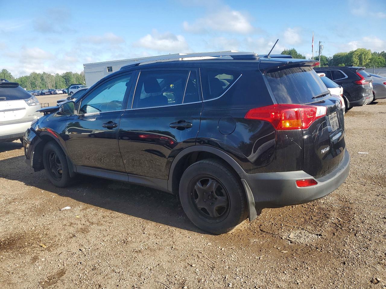 2015 TOYOTA RAV4 LE — снимка 2