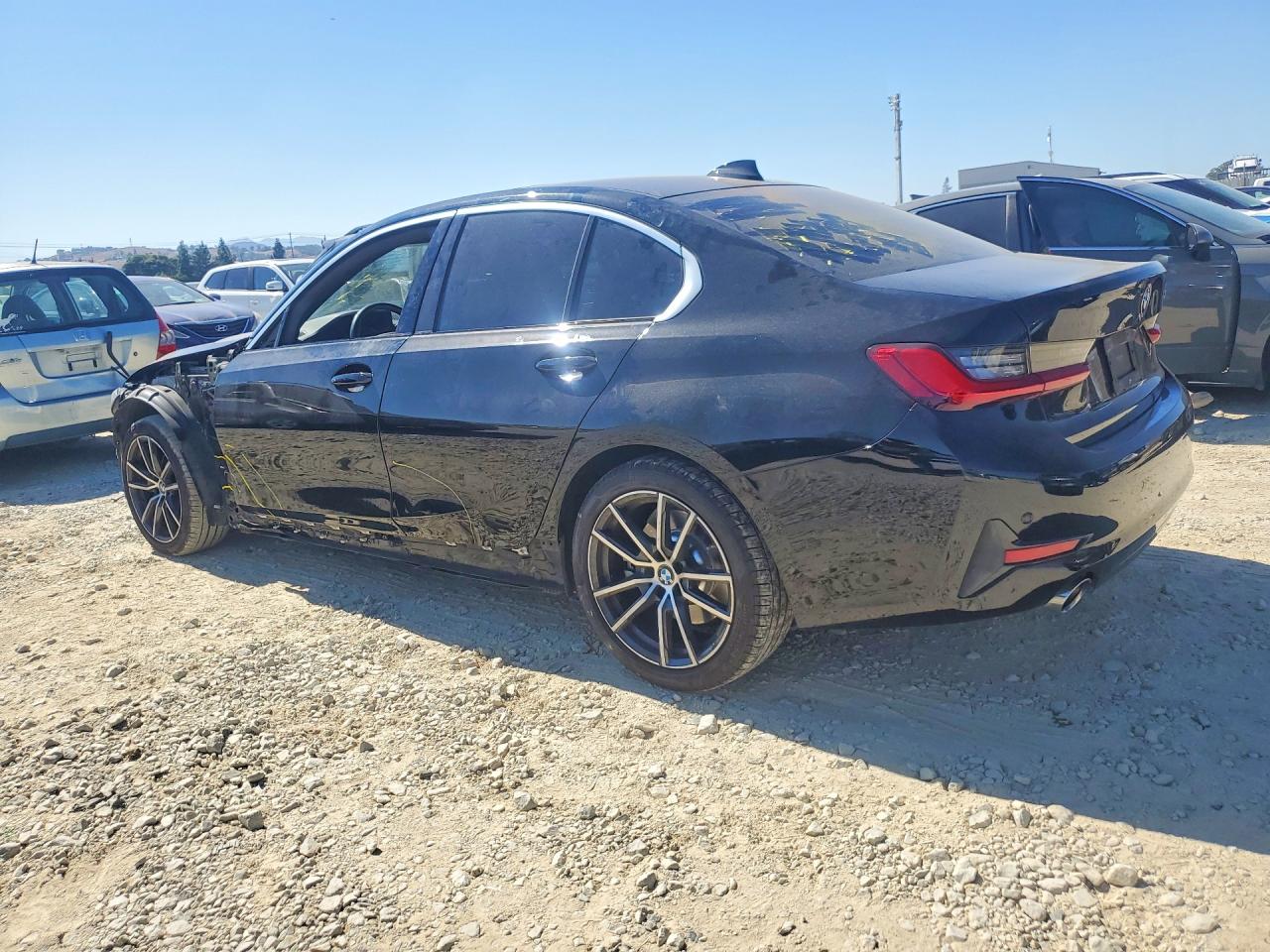 2020 BMW 330I — снимка 2