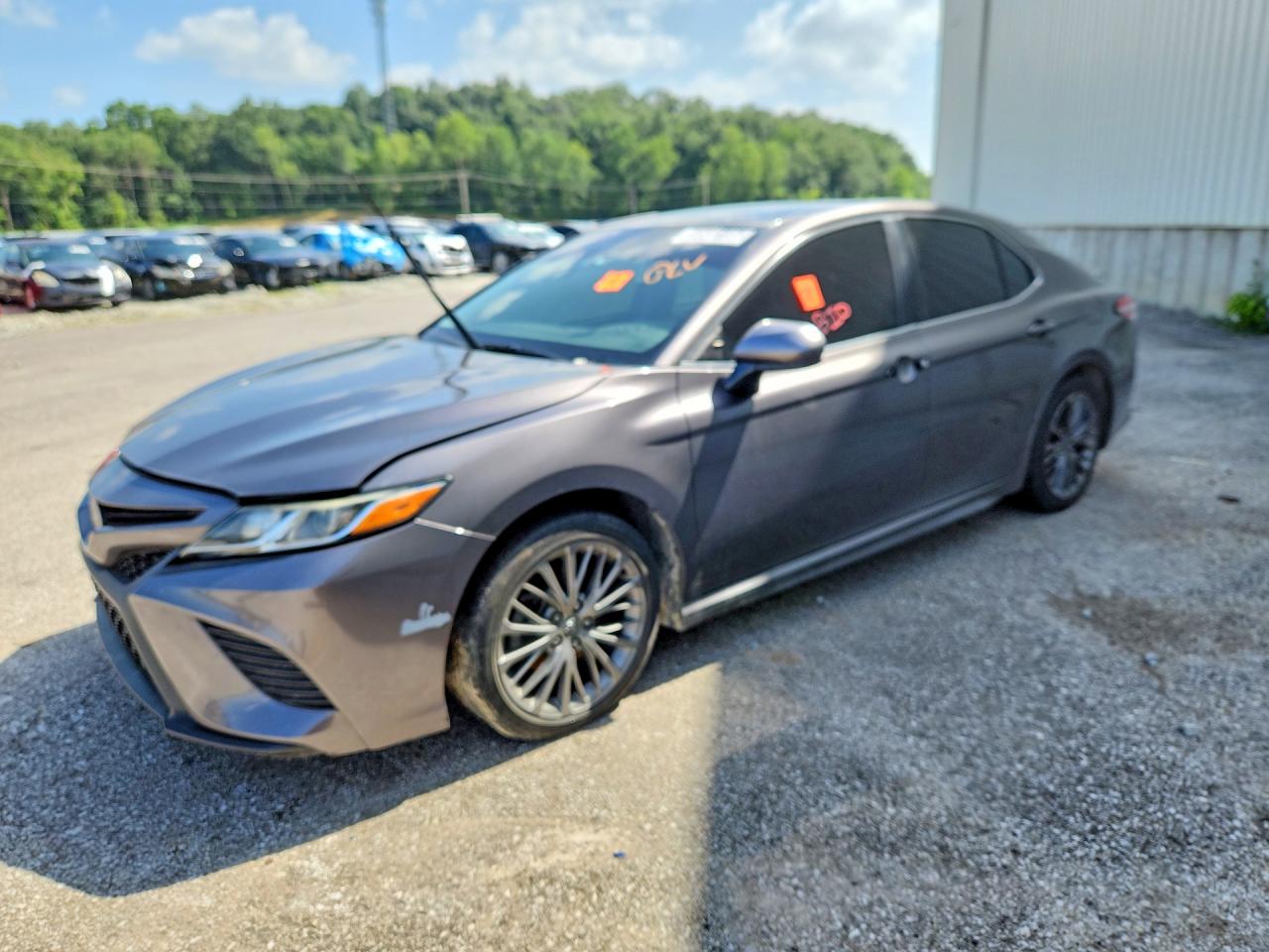 2020 TOYOTA CAMRY SE
