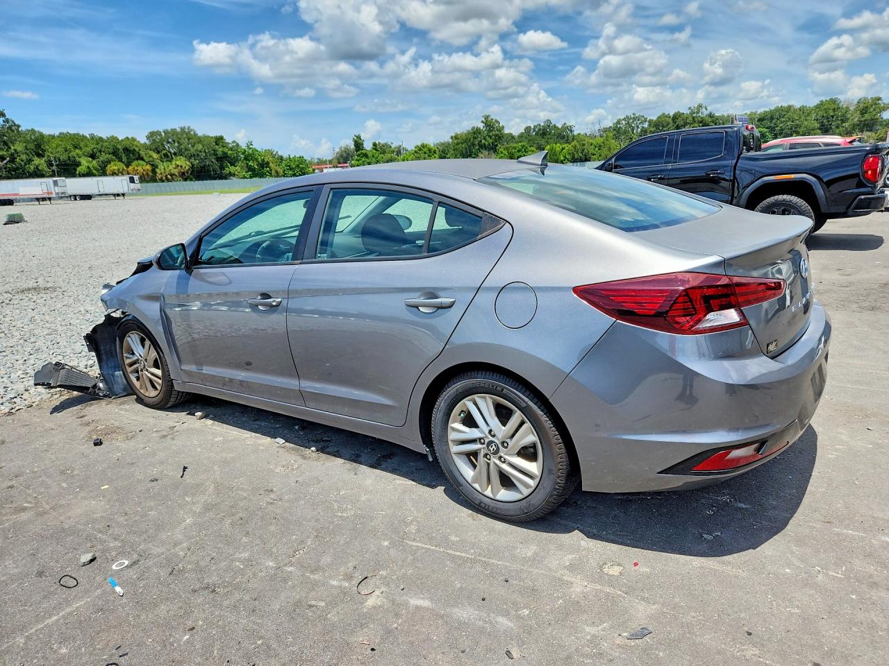 2019 HYUNDAI ELANTRA SEL — снимка 2