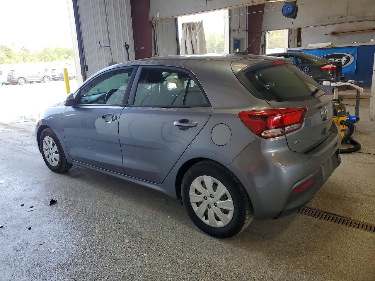 2019 KIA RIO S — снимка 2