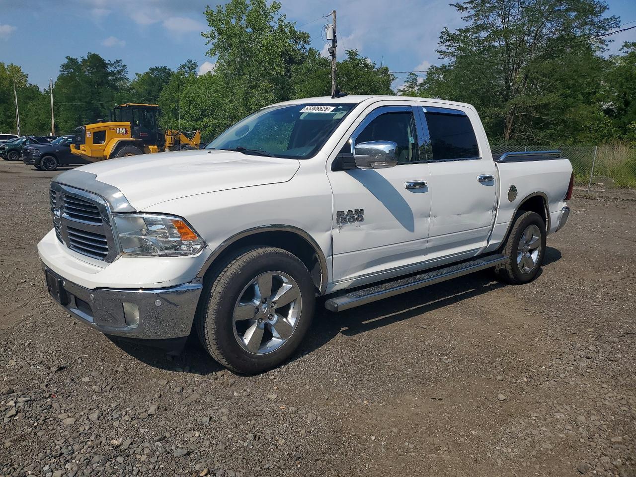 2018 RAM 1500 SLT