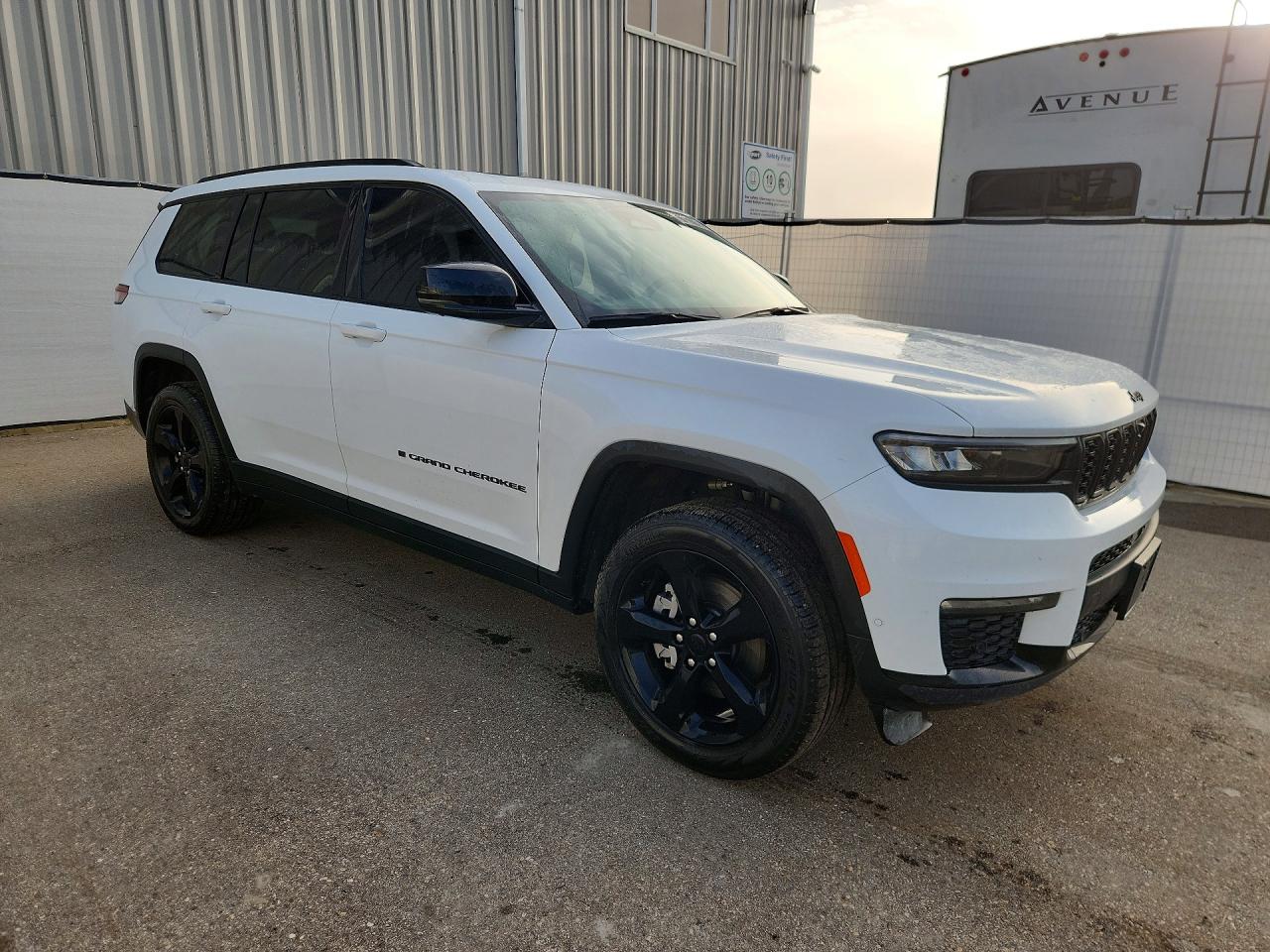 2024 JEEP GRAND CHEROKEE L LIMITED — снимка 4