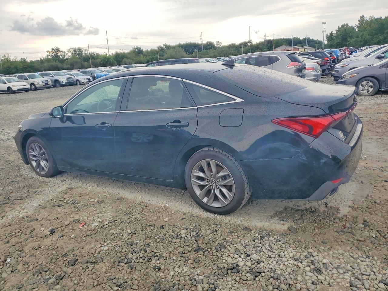 2019 TOYOTA AVALON XLE — снимка 2