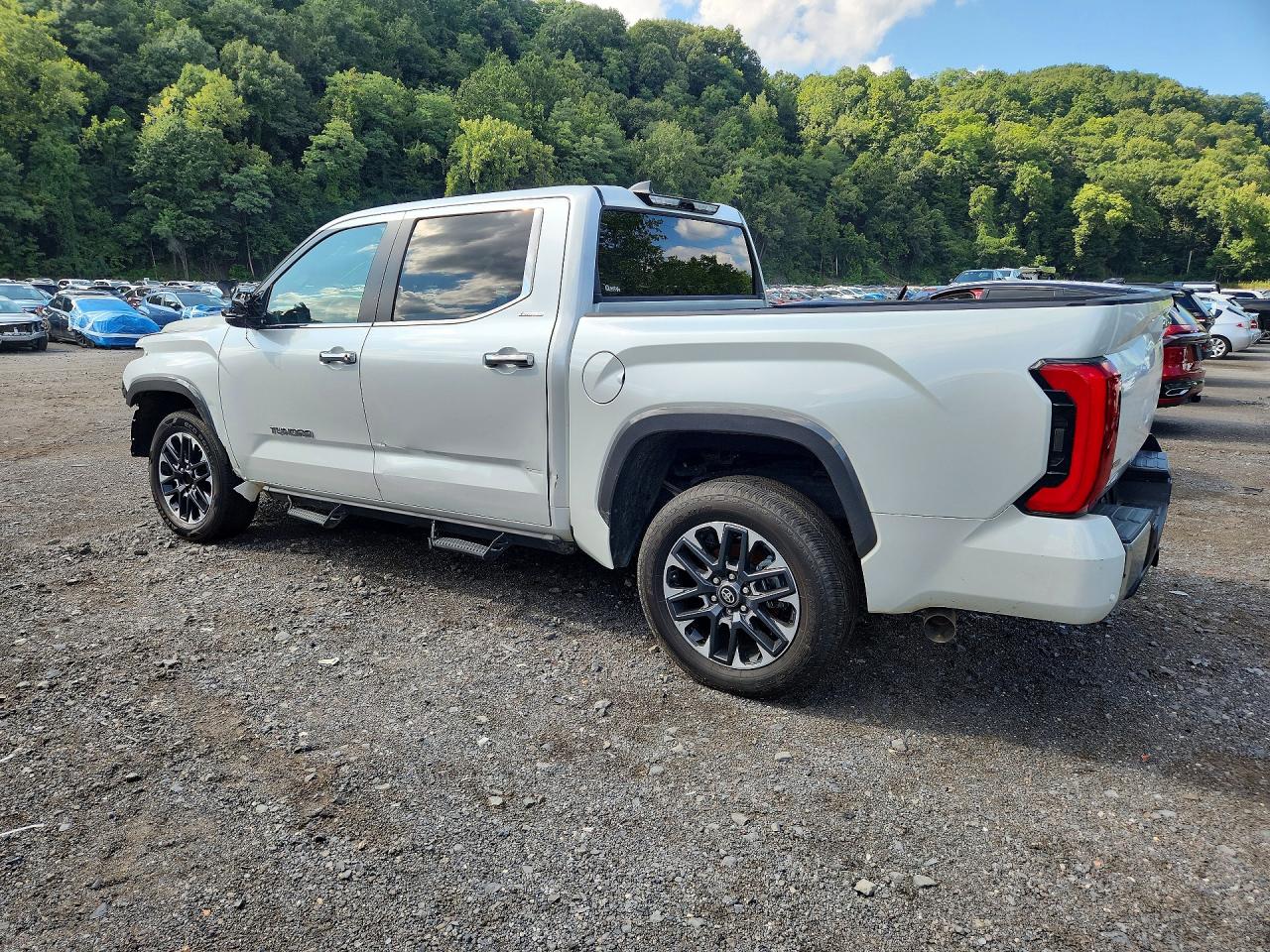 2025 TOYOTA TUNDRA LIMITED — снимка 2