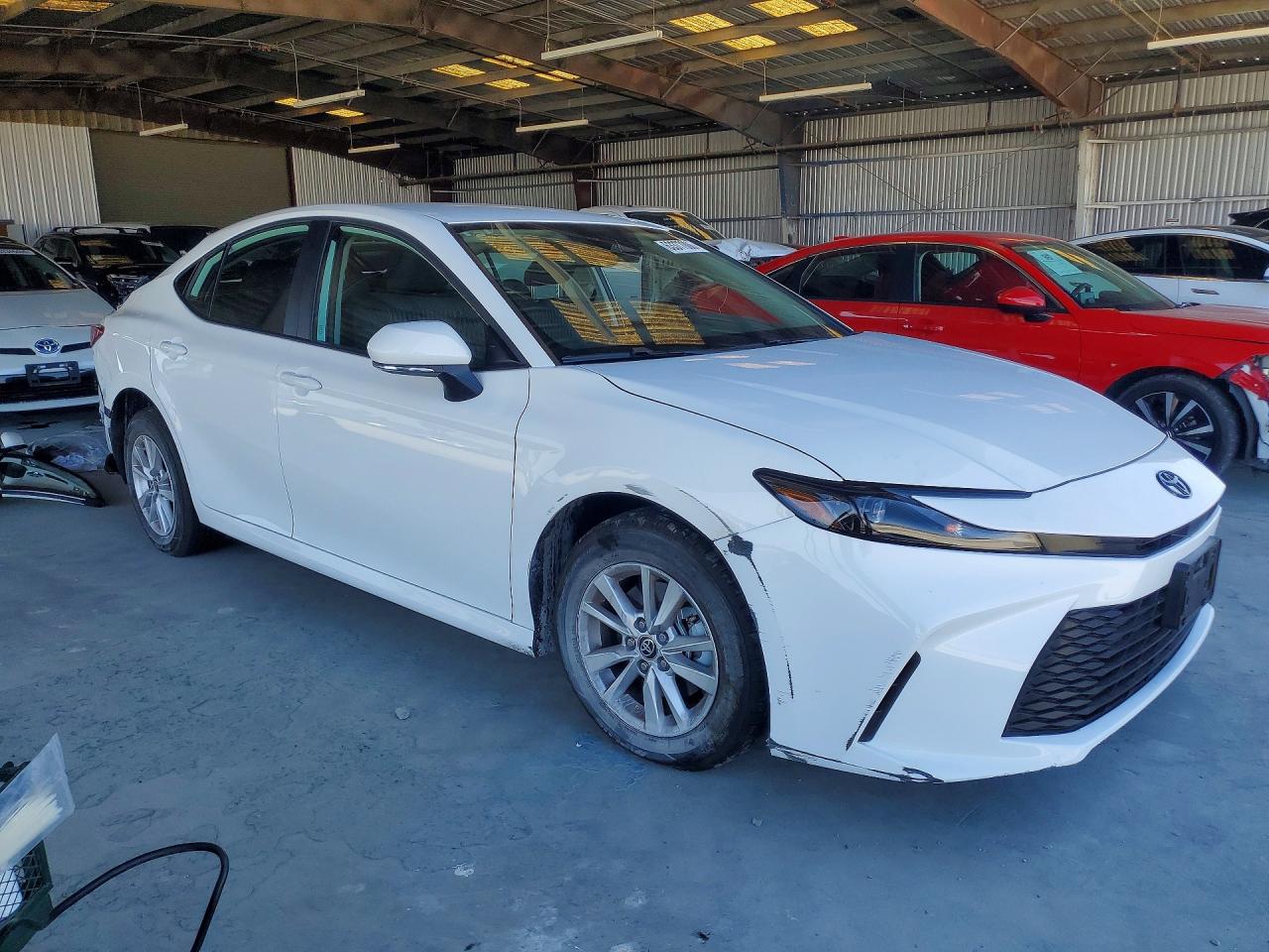 2025 TOYOTA CAMRY LE — снимка 4