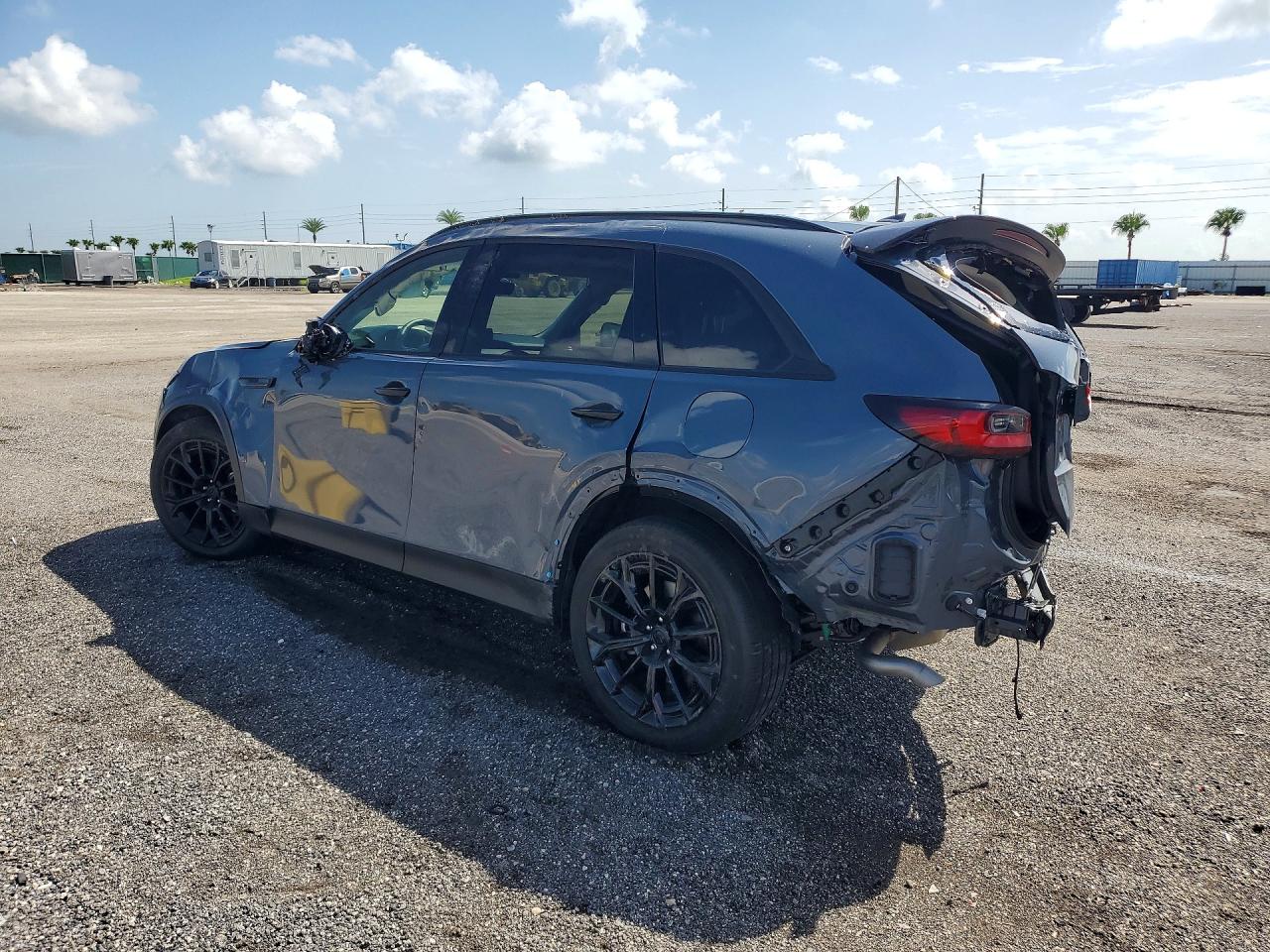 2026 MAZDA CX-70 PREMIUM — photo 2