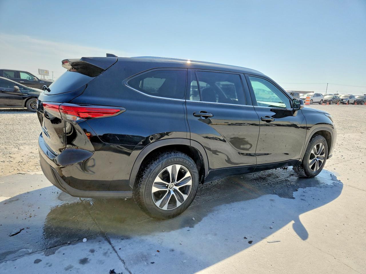 2020 TOYOTA HIGHLANDER XLE — снимка 3