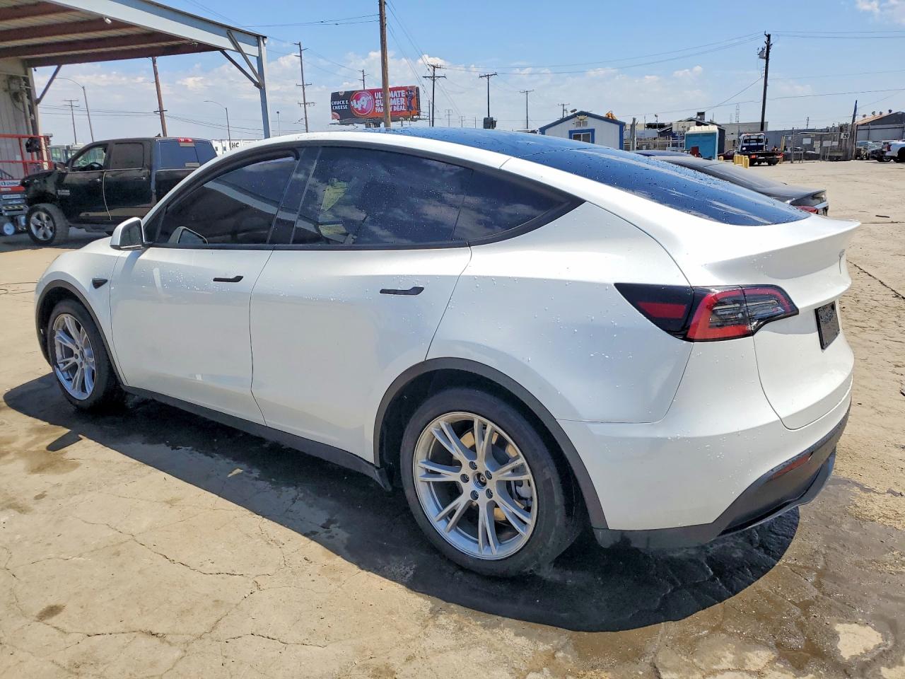 2024 TESLA MODEL Y — снимка 2