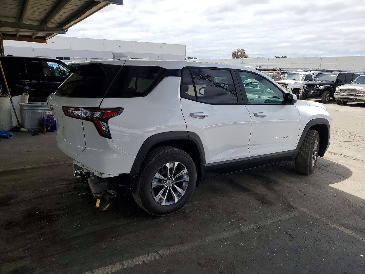 2026 CHEVROLET EQUINOX LT — снимка 3