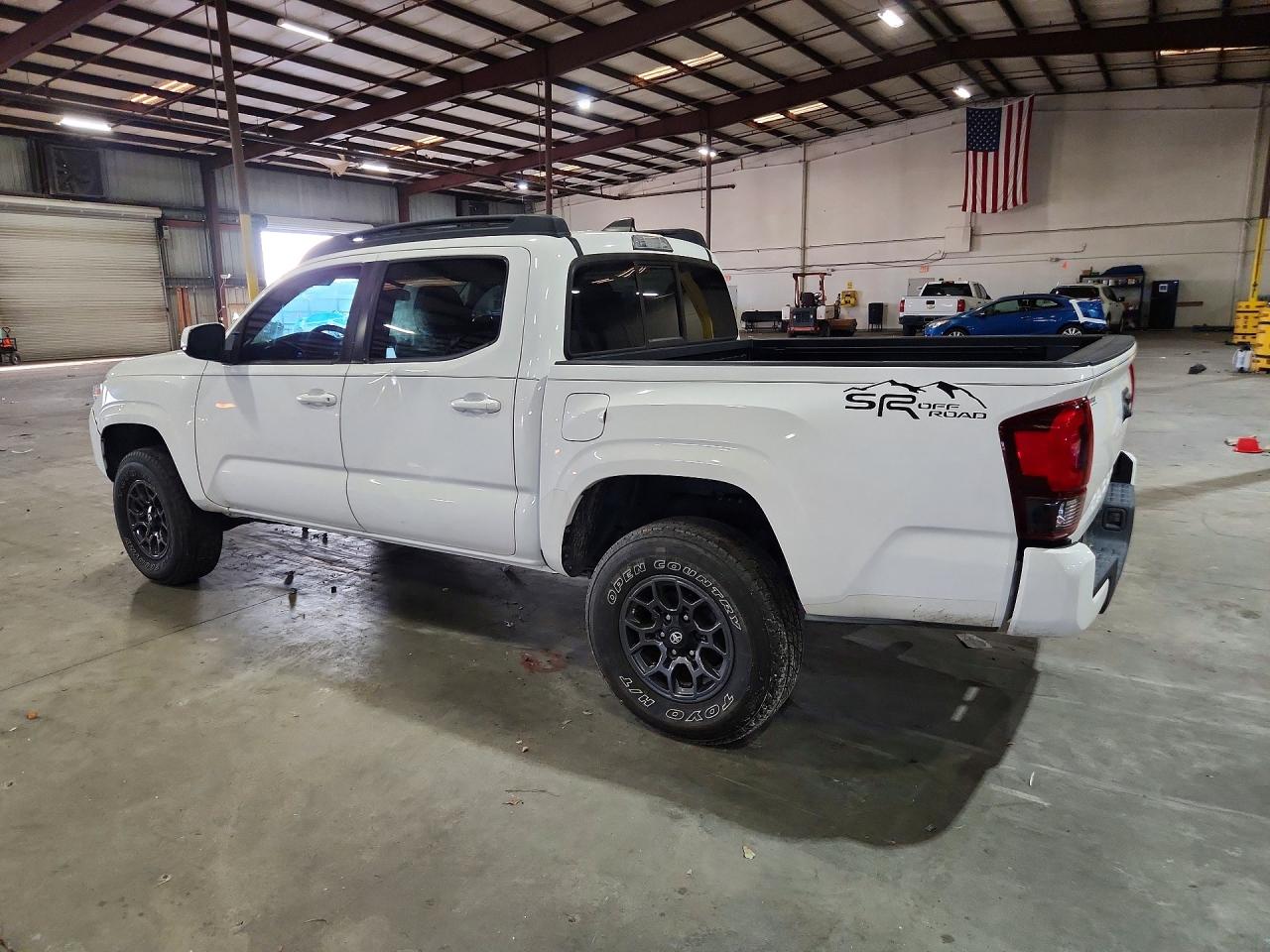 2020 TOYOTA TACOMA SR — снимка 2