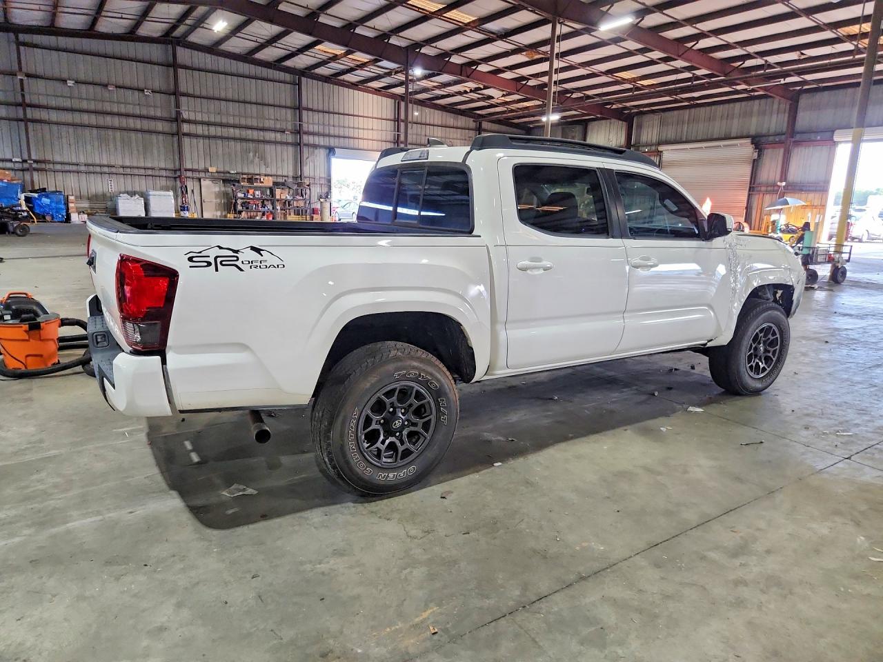 2020 TOYOTA TACOMA SR — снимка 3