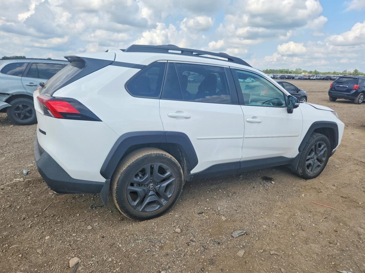 2024 TOYOTA RAV4 ADVENTURE — снимка 3
