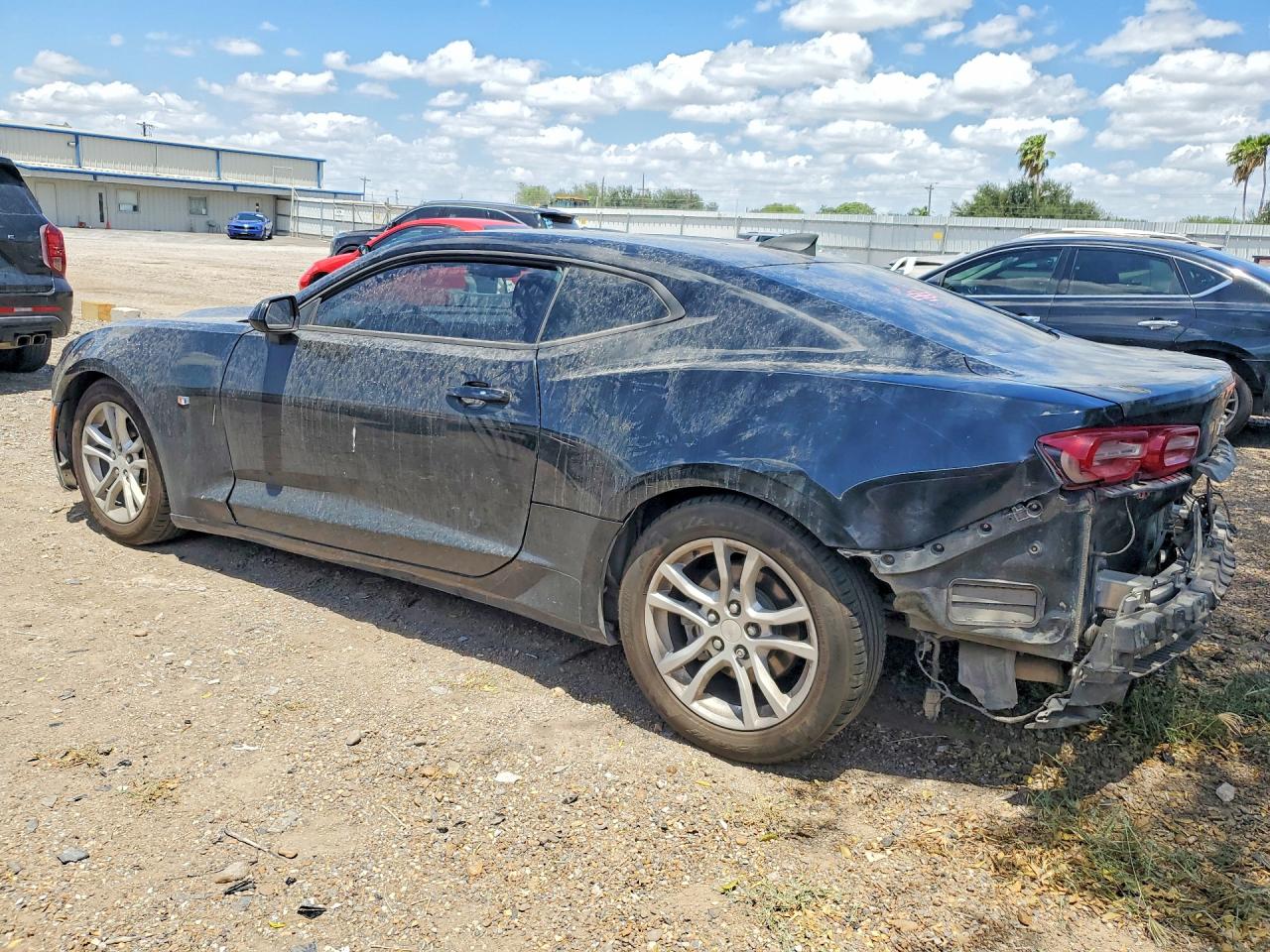 2020 CHEVROLET CAMARO LS — снимка 2