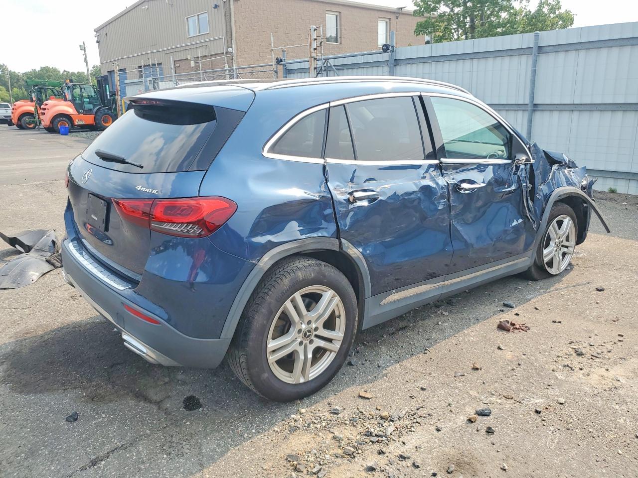 2021 MERCEDES-BENZ GLA 250 4MATIC — снимка 3