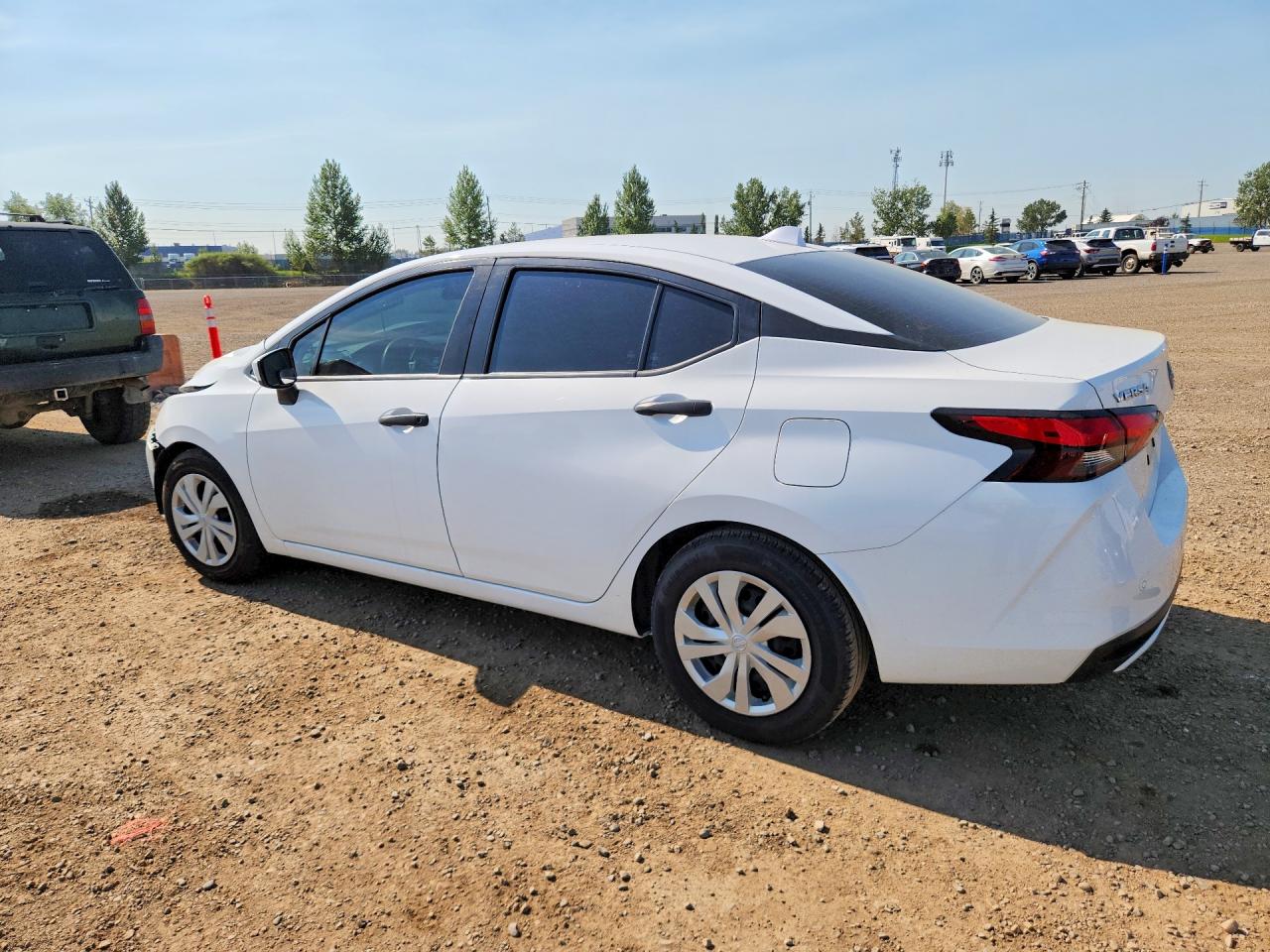 2023 NISSAN VERSA S — снимка 2