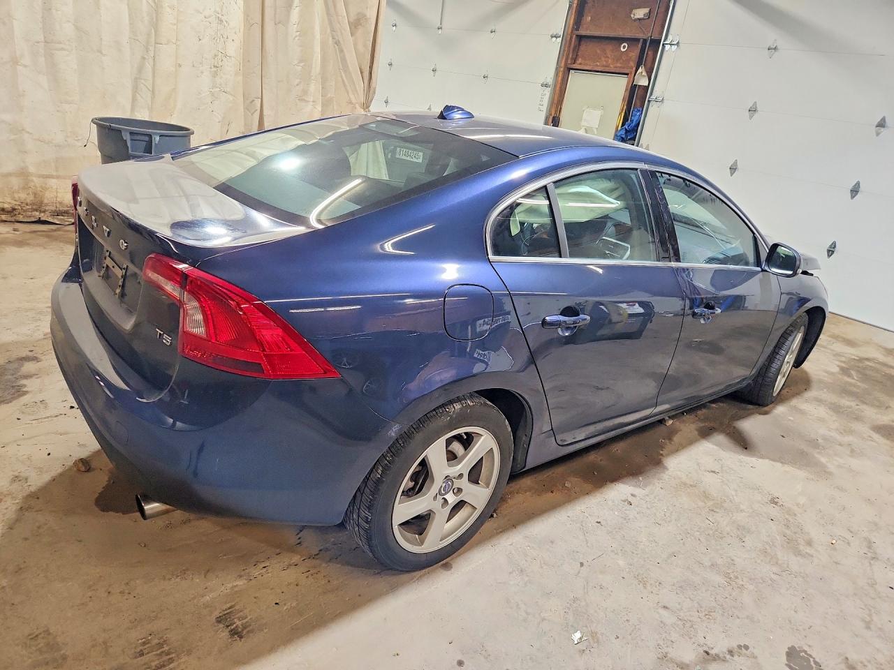 2013 VOLVO S60 T5 — снимка 3